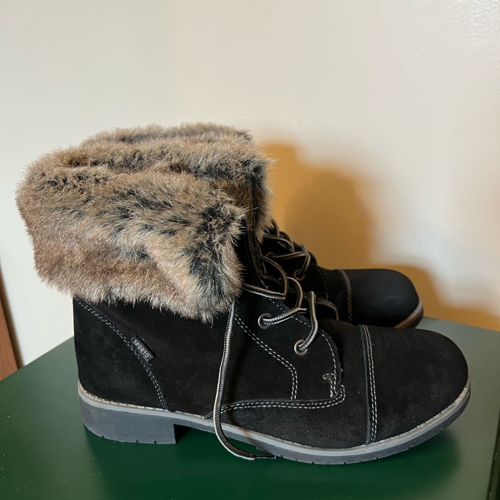 Women's Size 9.5 Black Faux Suede Boots Fur Lined